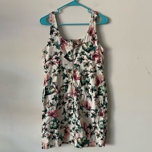 ECLECTIC RIO DE JANERO. Ladies mini dress no sleeve. Size M. 1/4 zipped back